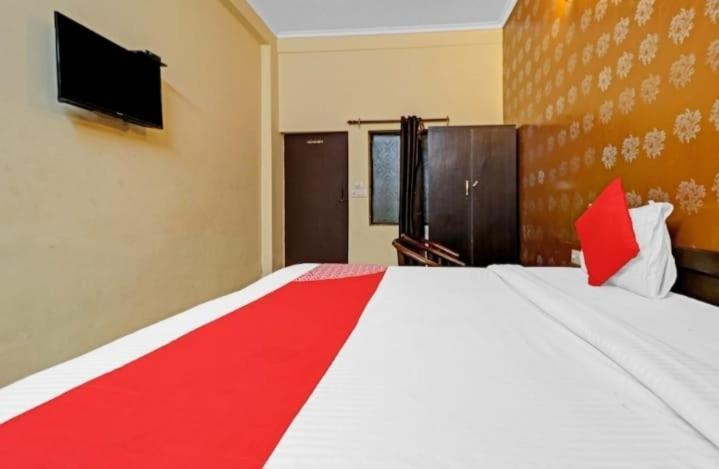 The Hotel Grace Place Inn Nové Dillí Exteriér fotografie